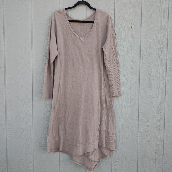 fresh produce Dresses & Skirts - Fresh Produce Knit Asymmetrical Midi Dress Gray X-Large